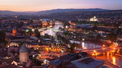 جمال الطبيعة الخلابة في سياحة جورجيا جمال الطبيعة الخلابة في سياحة جورجيا